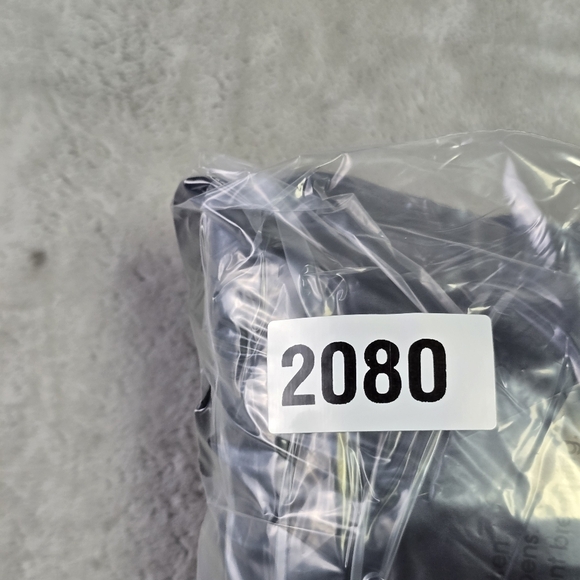 CCM Tucson Roadrunners Hoodie Black Sz Med - Picture 9 of 9